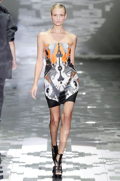 Look 23